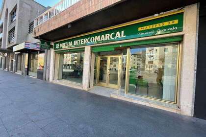 Local comercial en Ronda - Genil, Camino de Ronda, Granada. 